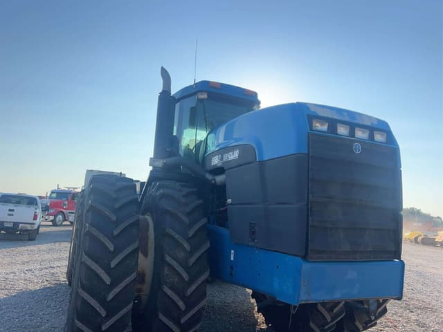 Image of New Holland 9682 equipment image 4