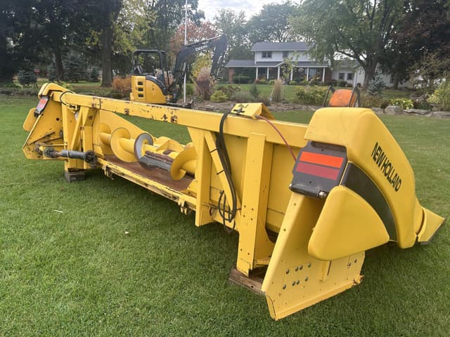 Image of New Holland 96C equipment image 3