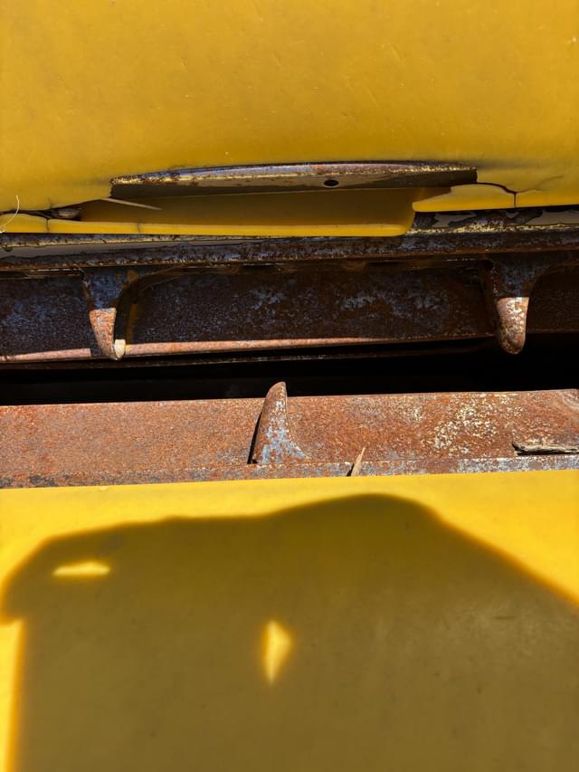 Image of New Holland 96C equipment image 2