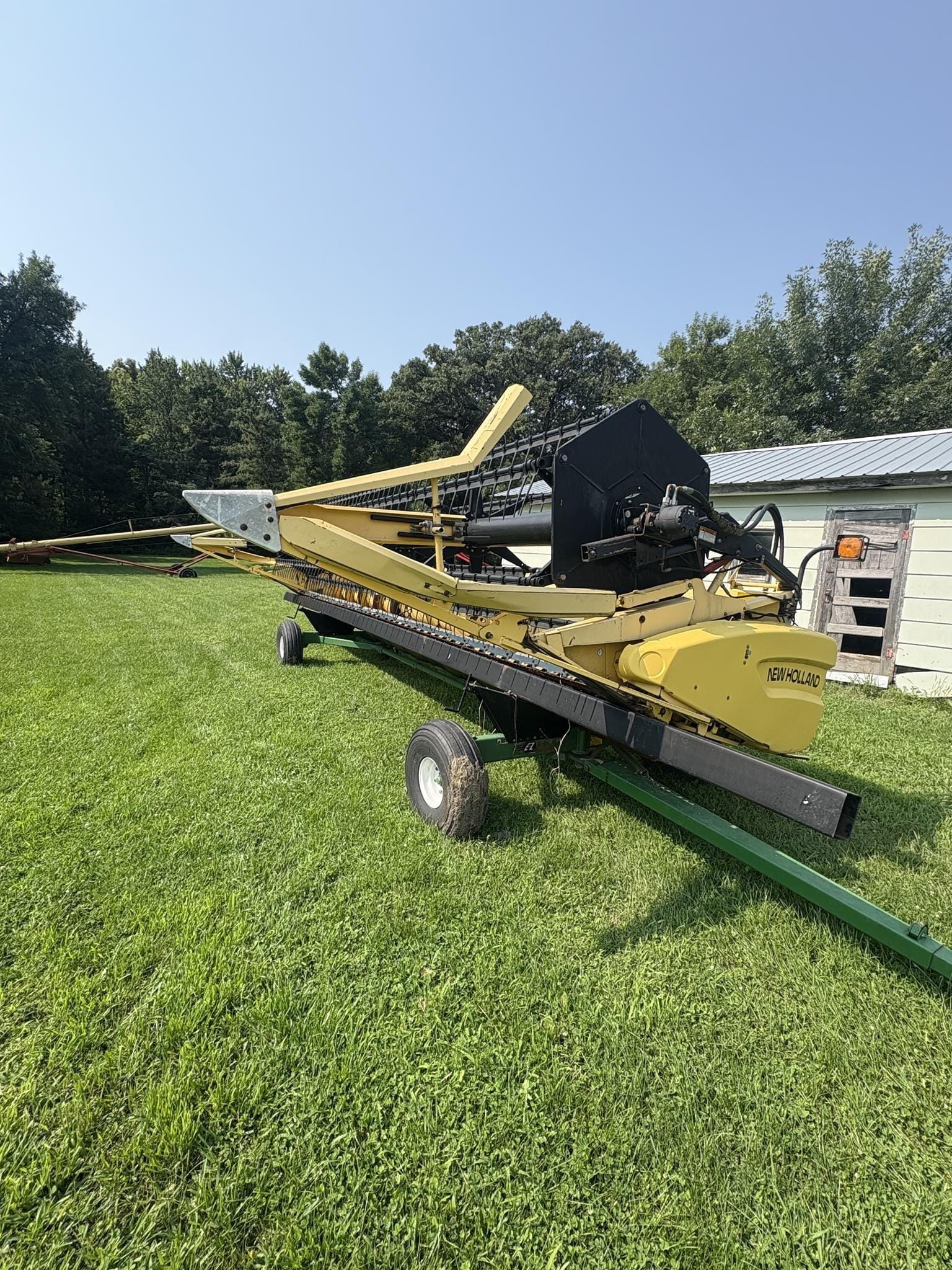 New Holland 973 Equipment Image0
