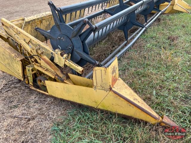 Image of New Holland 973 equipment image 3