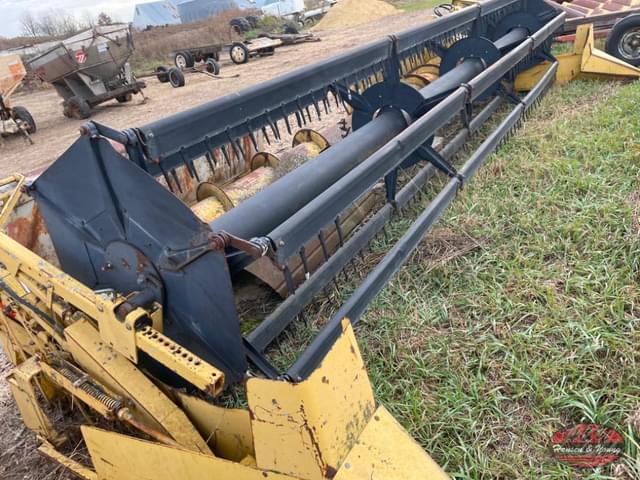 Image of New Holland 973 equipment image 2