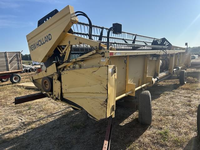 Image of New Holland 973 equipment image 2