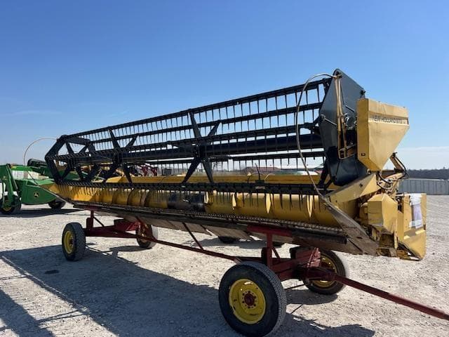 Image of New Holland 973 equipment image 3