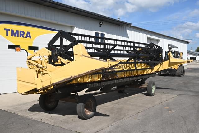 Image of New Holland 973 equipment image 2