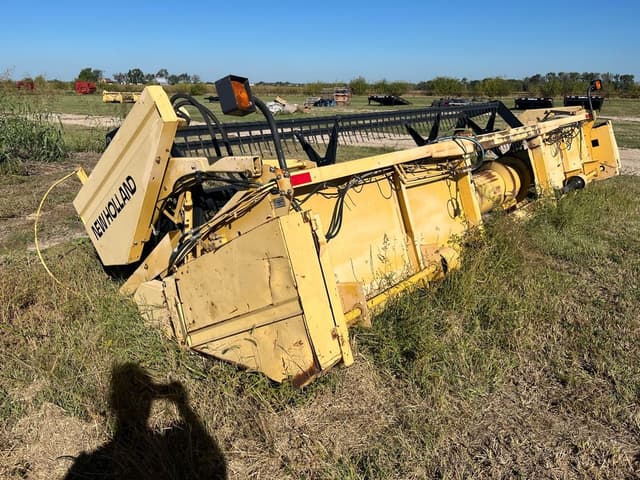 Image of New Holland 973 equipment image 4