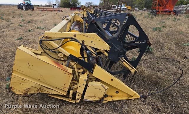 Image of New Holland 973 equipment image 3