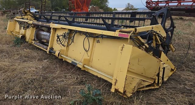 Image of New Holland 973 equipment image 4