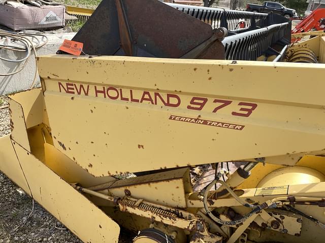 Image of New Holland 973 equipment image 4