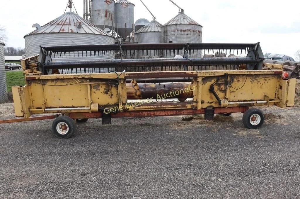 New Holland 973 Equipment Image0