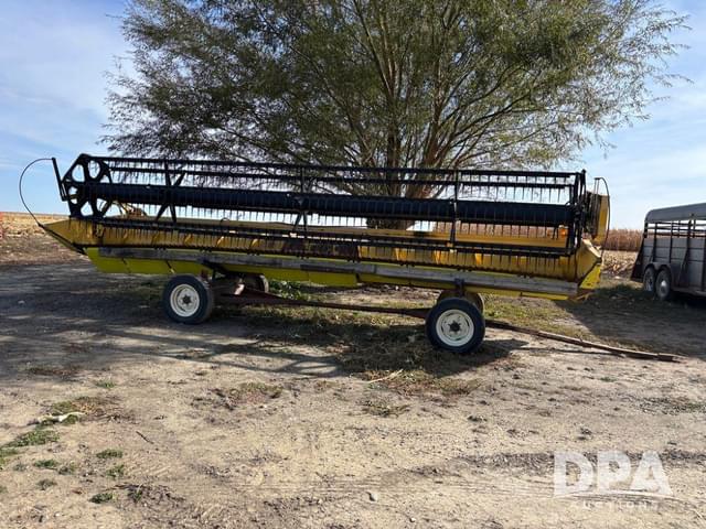 Image of New Holland 973 equipment image 2