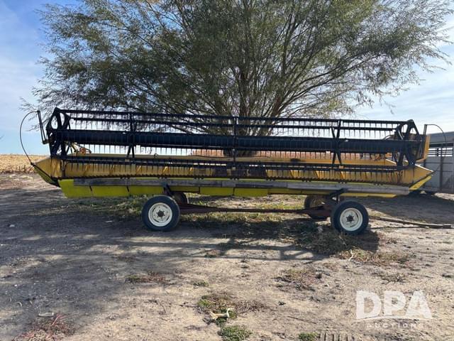 Image of New Holland 973 equipment image 3