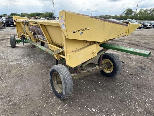 Image of New Holland 974 equipment image 2
