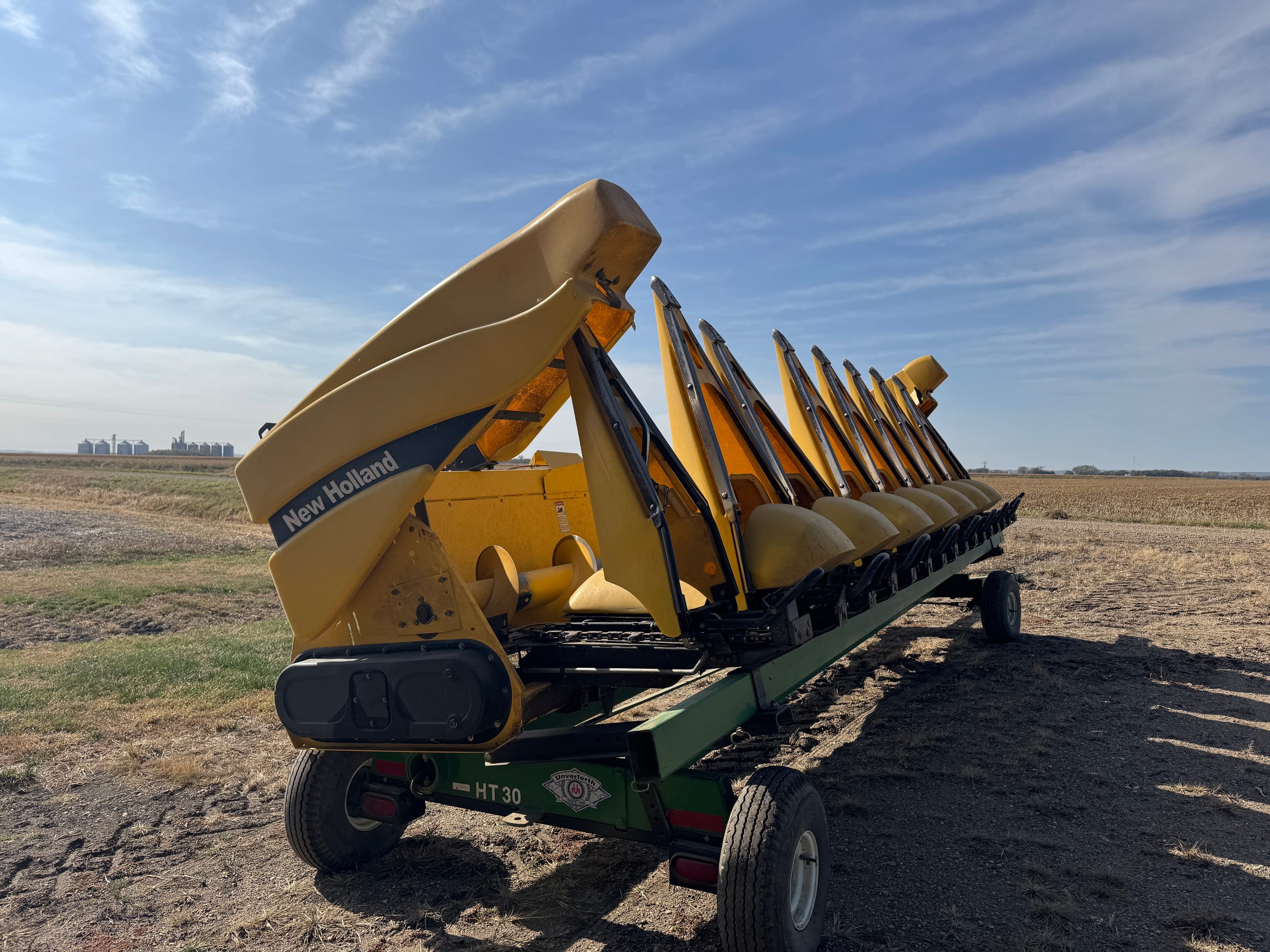 New Holland 98C Equipment Image0