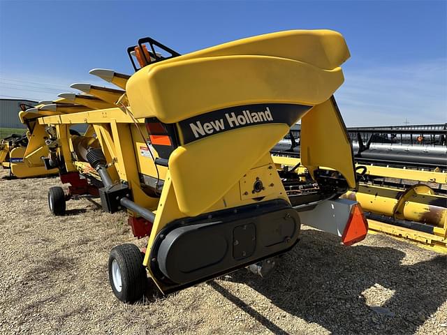 Image of New Holland 98C equipment image 4