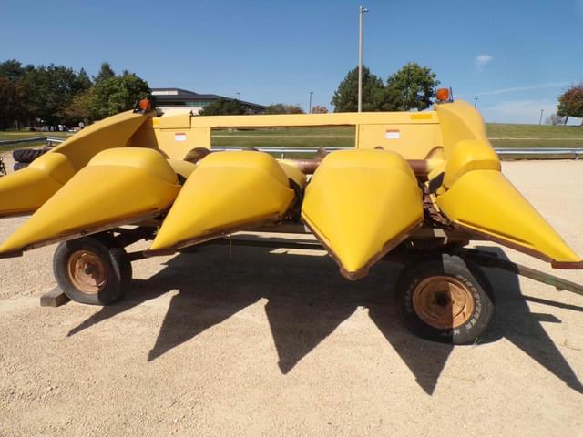 Image of New Holland 996 equipment image 2