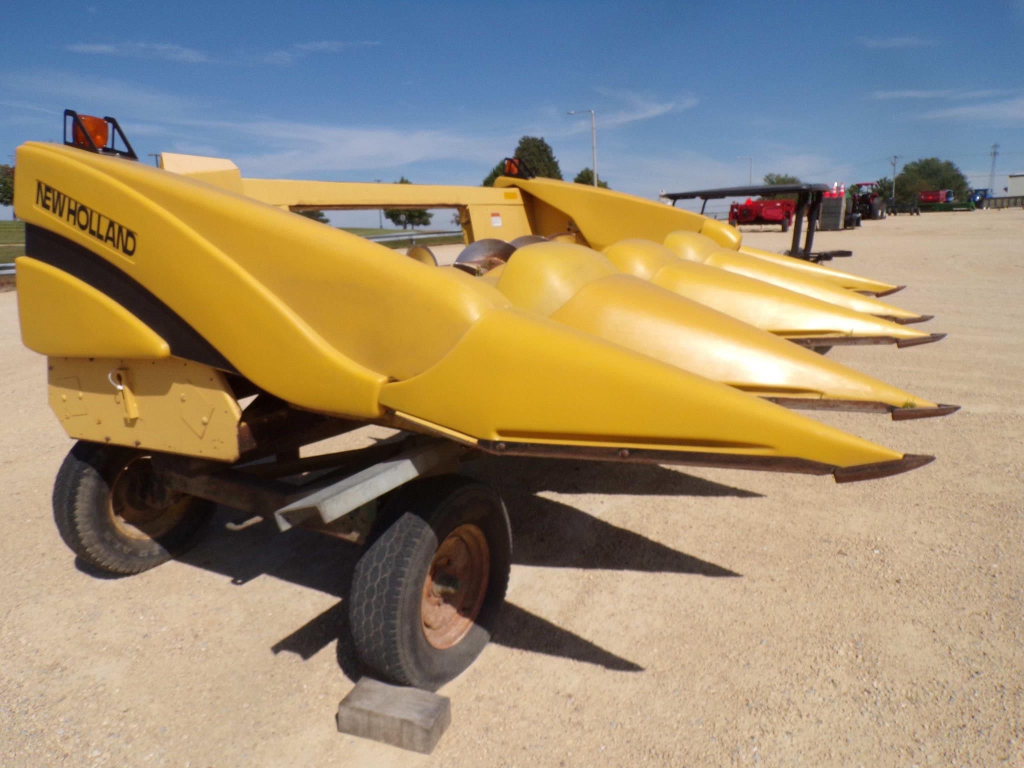 New Holland 996 Equipment Image0