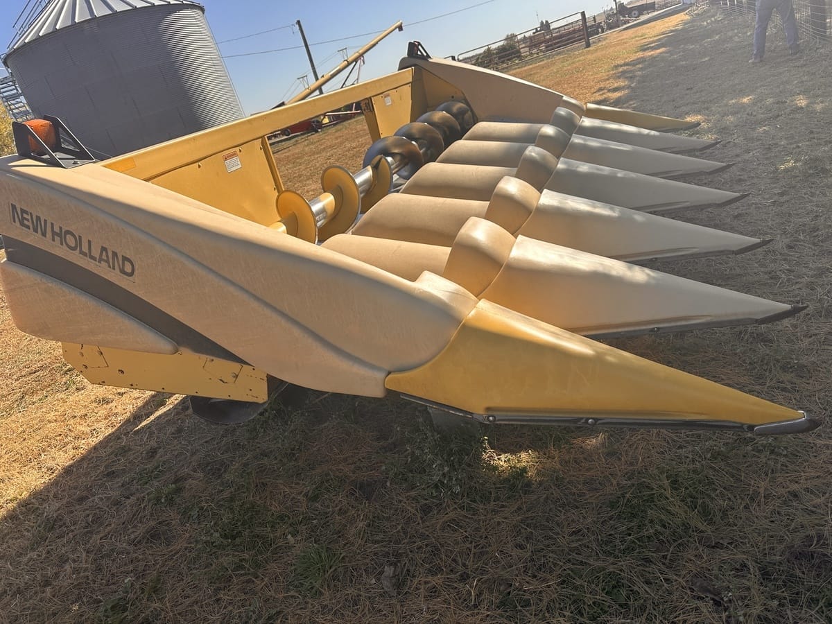 1997 New Holland 996 Equipment Image0