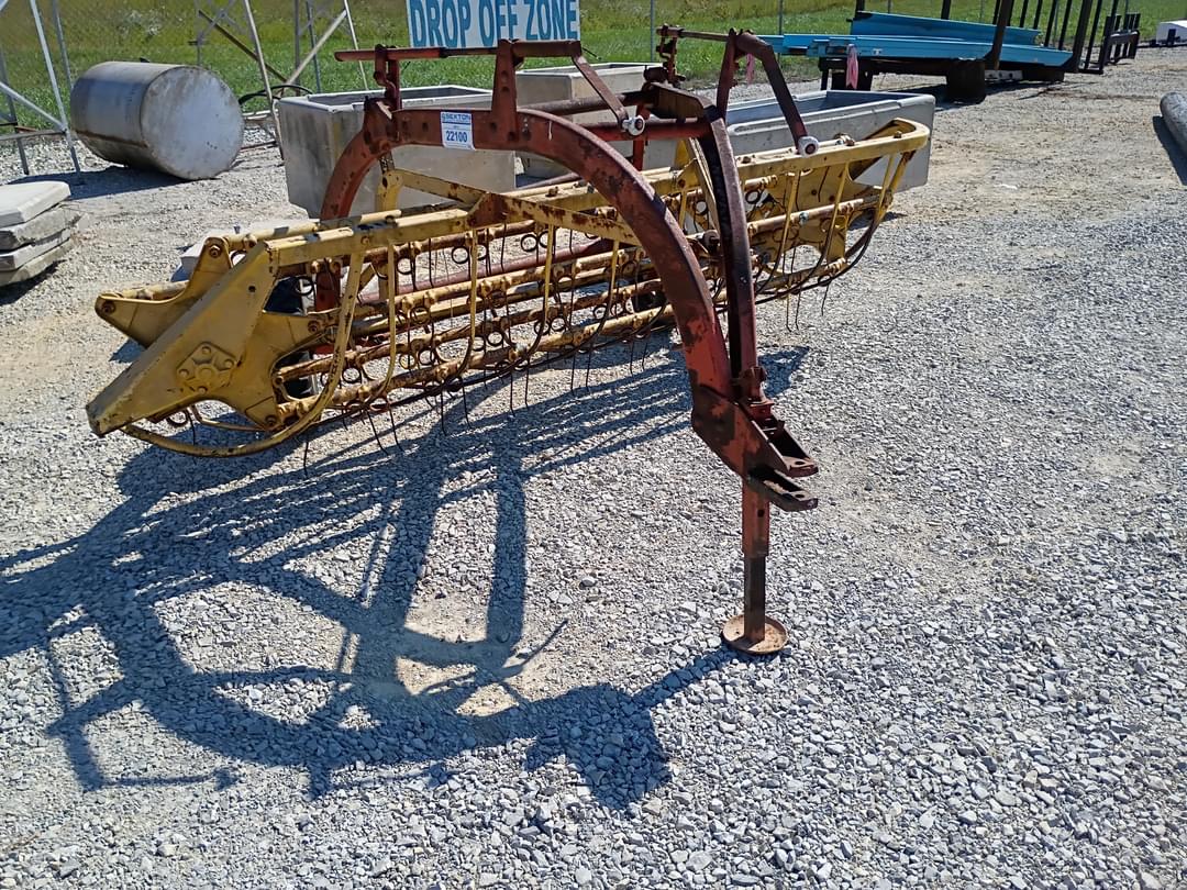 Image of New Holland 256 Primary image