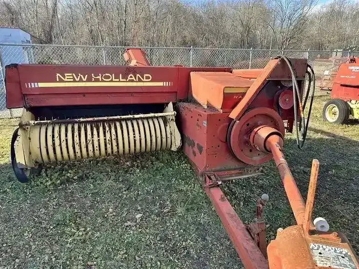 New Holland 316 Equipment Image0
