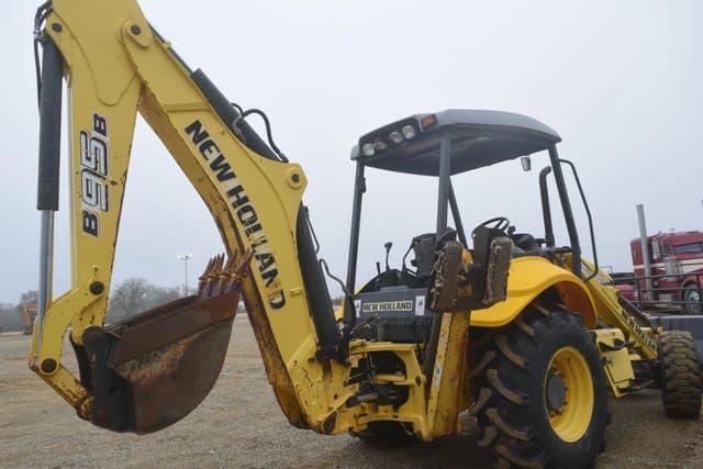 Image of New Holland B95B equipment image 2