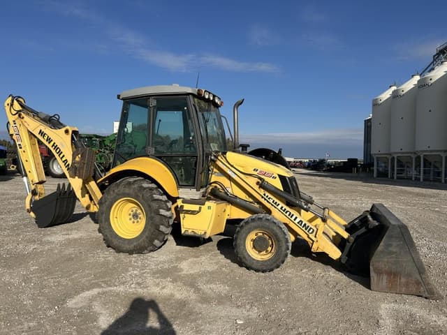 Image of New Holland B95B equipment image 1