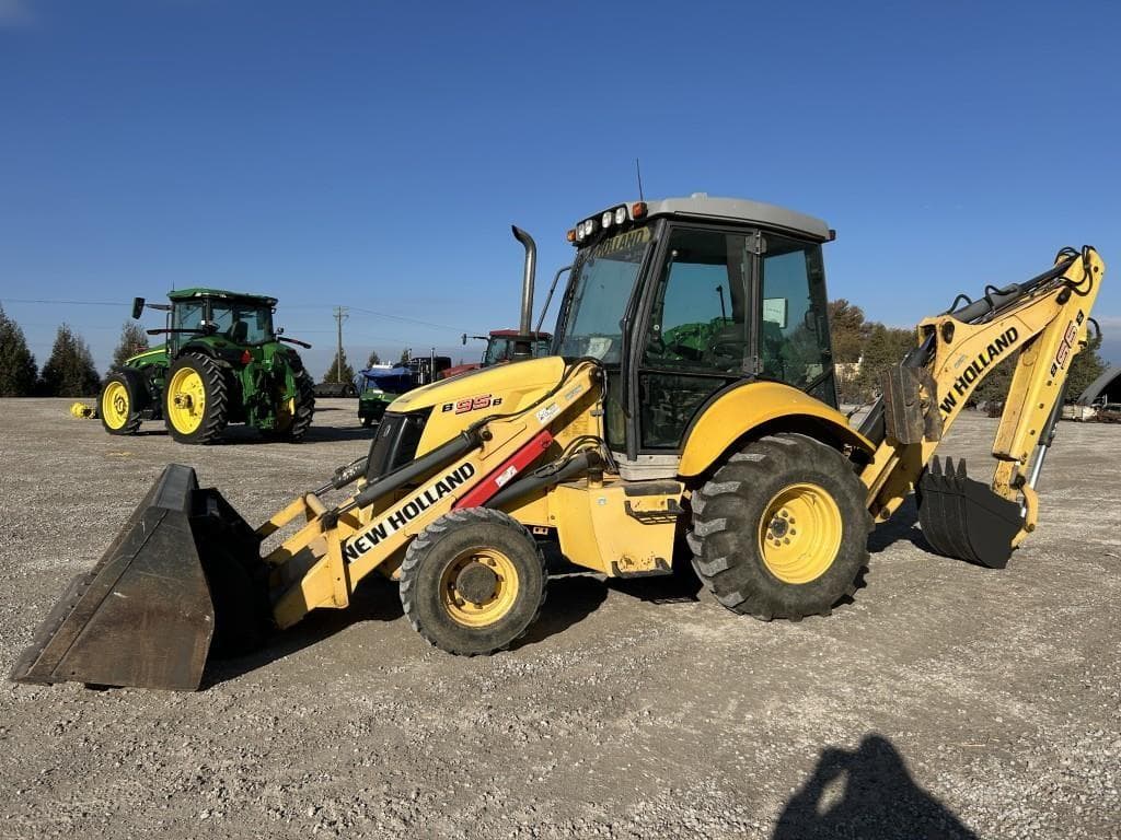 Image of New Holland B95B Primary image