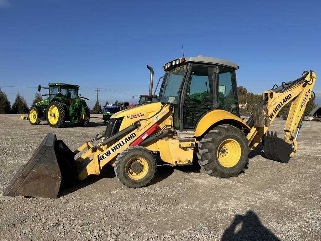 New Holland B95B Equipment Image0