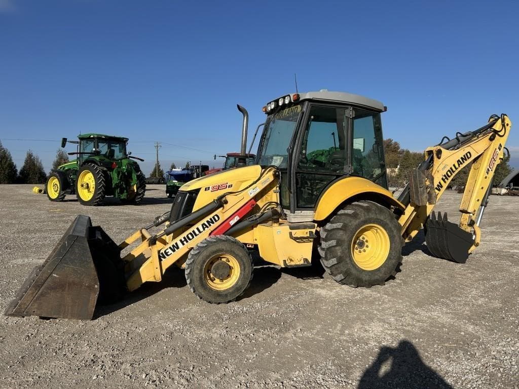 Image of New Holland B95B Primary image