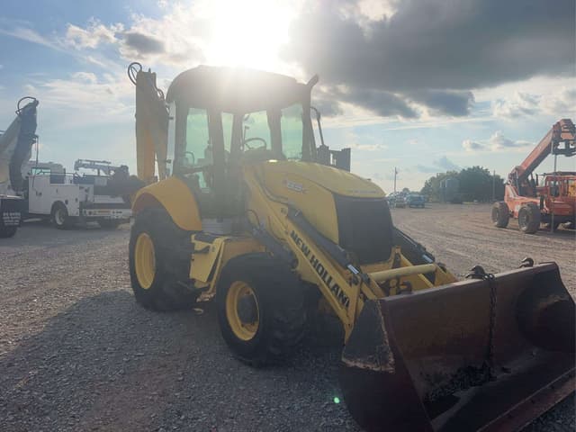 Image of New Holland B95C equipment image 4