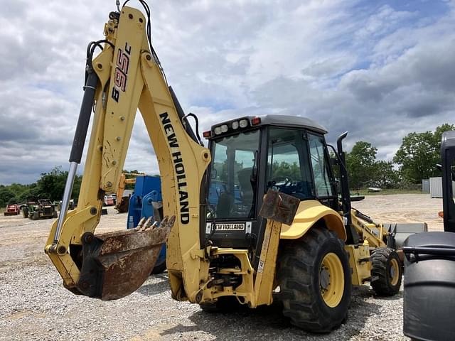 Image of New Holland B95C equipment image 2