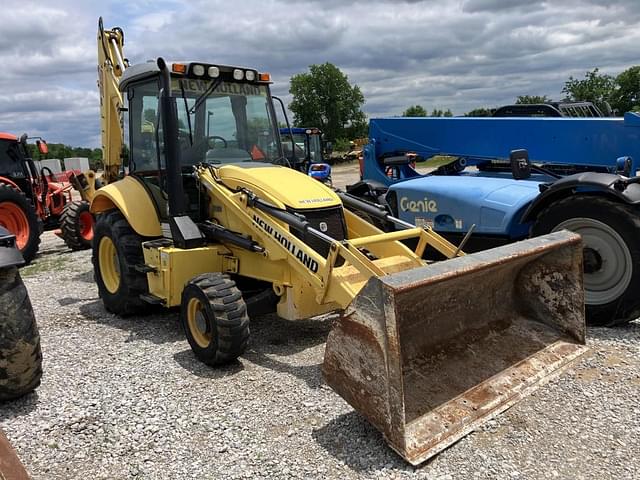 Image of New Holland B95C equipment image 1