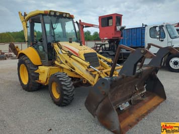 Main image New Holland B110B