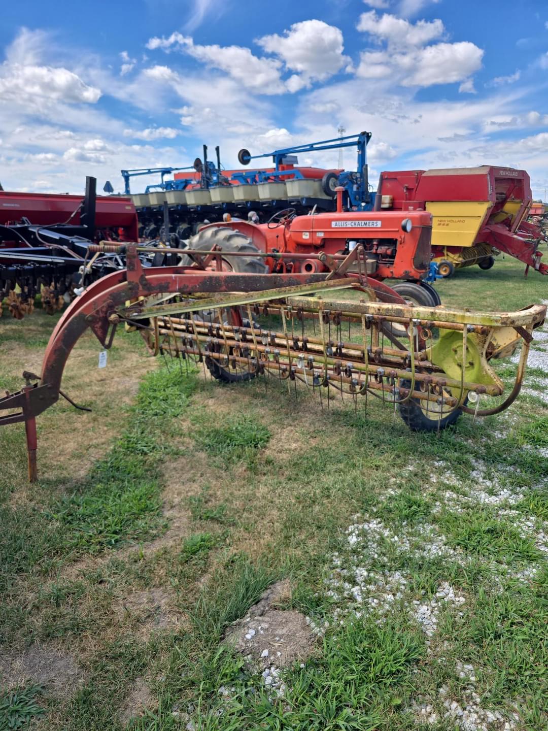 Image of New Holland 256 Primary image