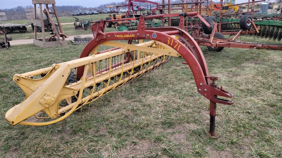 Image of New Holland 258 Image 0