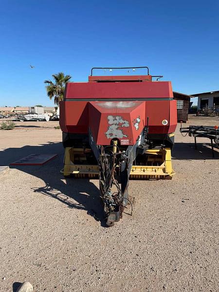 Image of New Holland BB960A equipment image 2