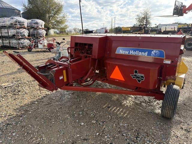 Image of New Holland BC5050 equipment image 3