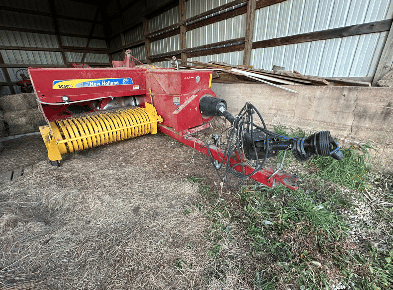 New Holland BC5060 Equipment Image0