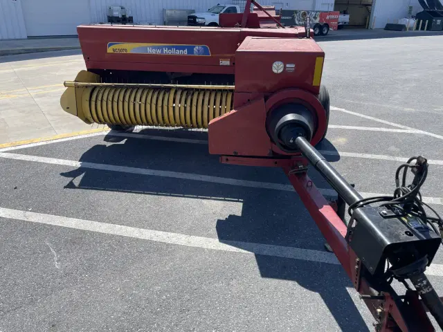 Image of New Holland BC5070 equipment image 1