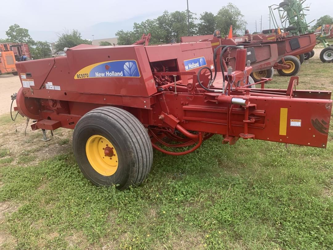 Image of New Holland BC5070 Image 0