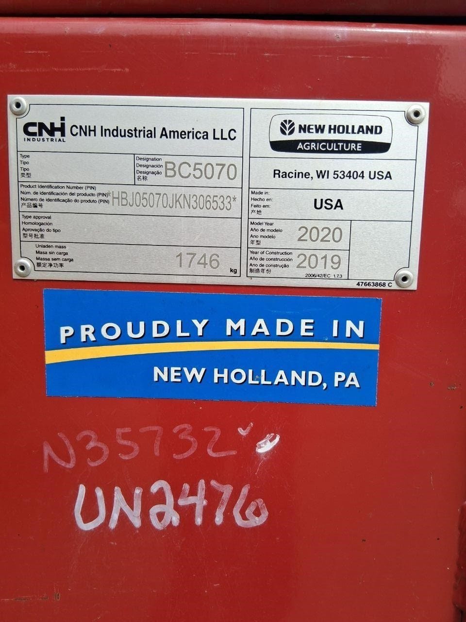 2020 New Holland BC5070 Equipment Image0