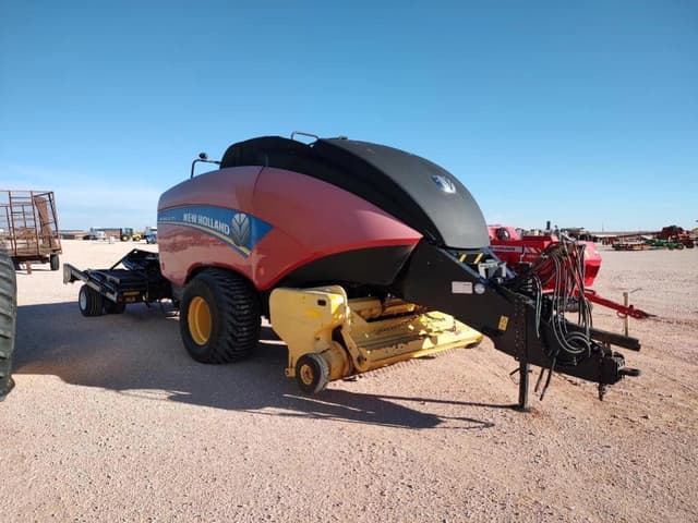 Image of New Holland Big Baler 330 equipment image 3