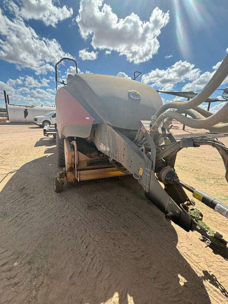 Image of New Holland Big Baler 340 Plus equipment image 2