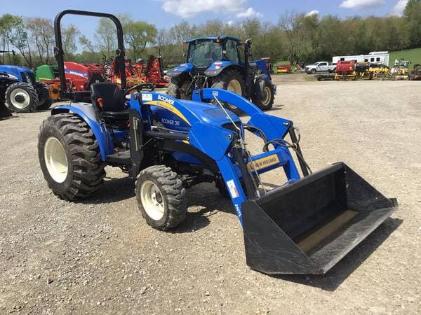 Image of New Holland Boomer 30 Primary image