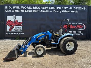 Main image New Holland Boomer 3040