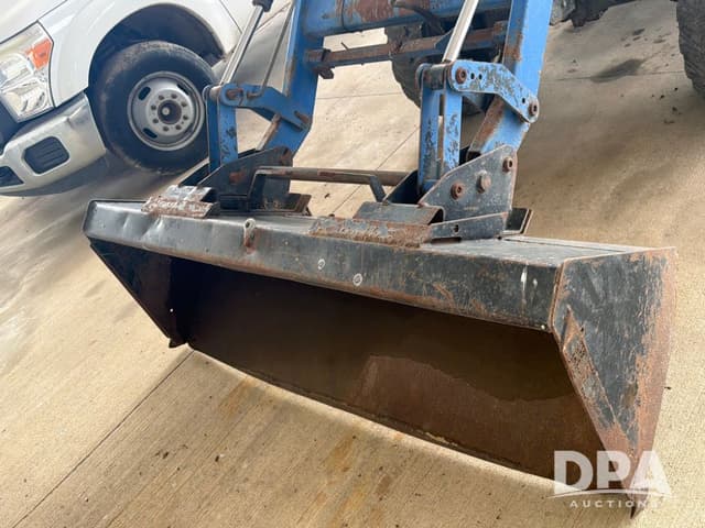 Image of New Holland Boomer 3045 equipment image 3