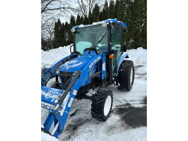 Image of New Holland Boomer 3050 equipment image 3