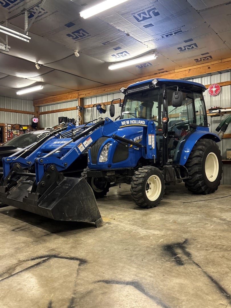 New Holland Boomer 37 Equipment Image0