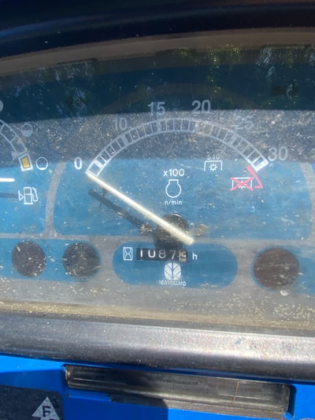 Image of New Holland Boomer 4060 equipment image 4