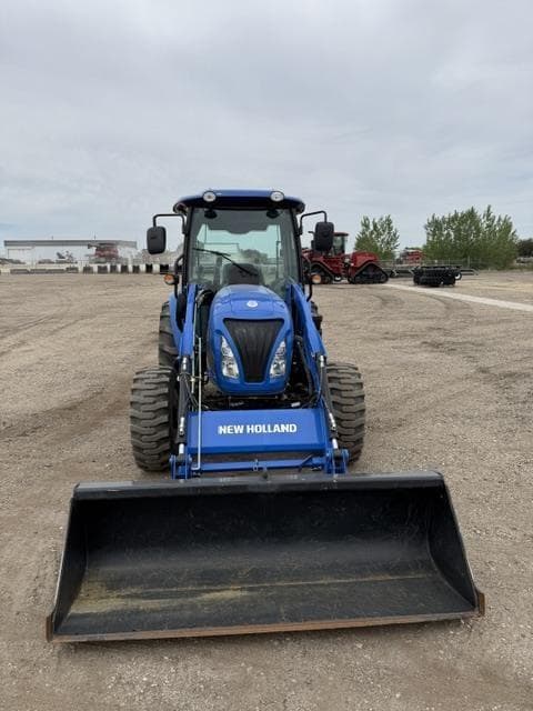 Image of New Holland Boomer 45 equipment image 4